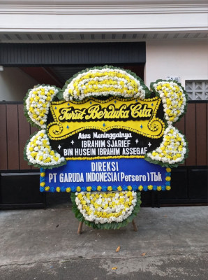 Papan Bunga Duka di Kemalang